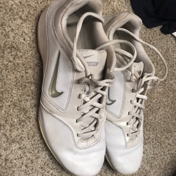 Sideline cheerleading shoes. - Picture 4 of 4